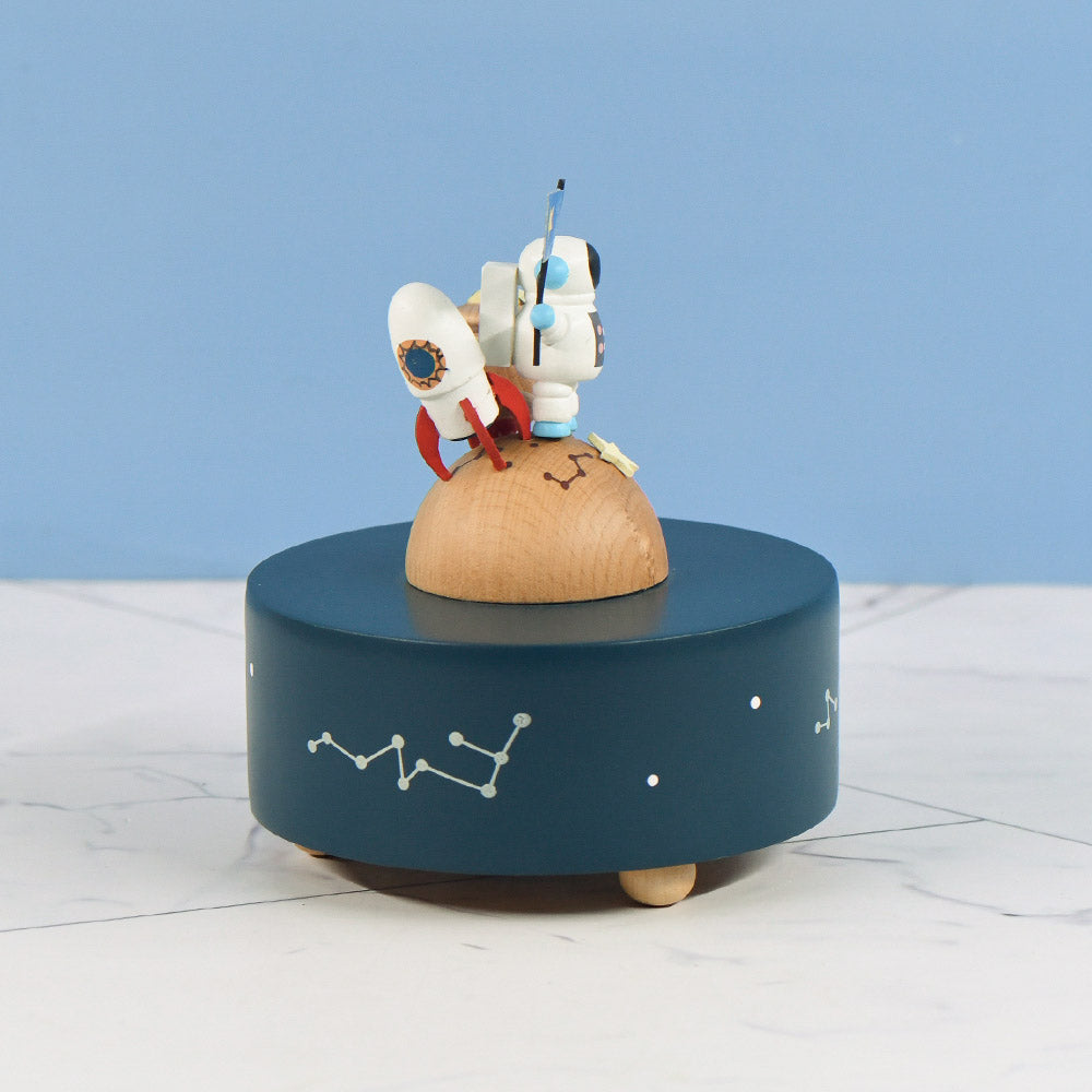 Space Travel - Yellow Submarine Tune - Music Box