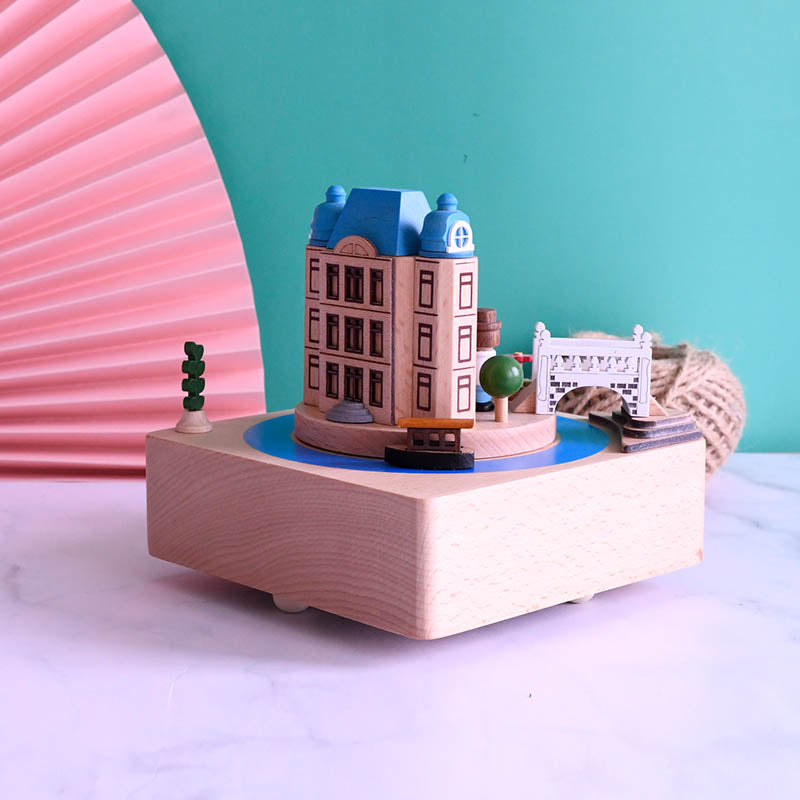 Venice toy
