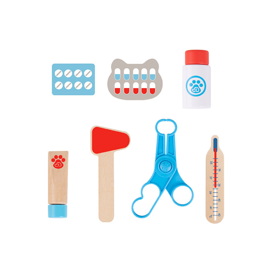 Little Pet Vet Play Set in Carry Bag