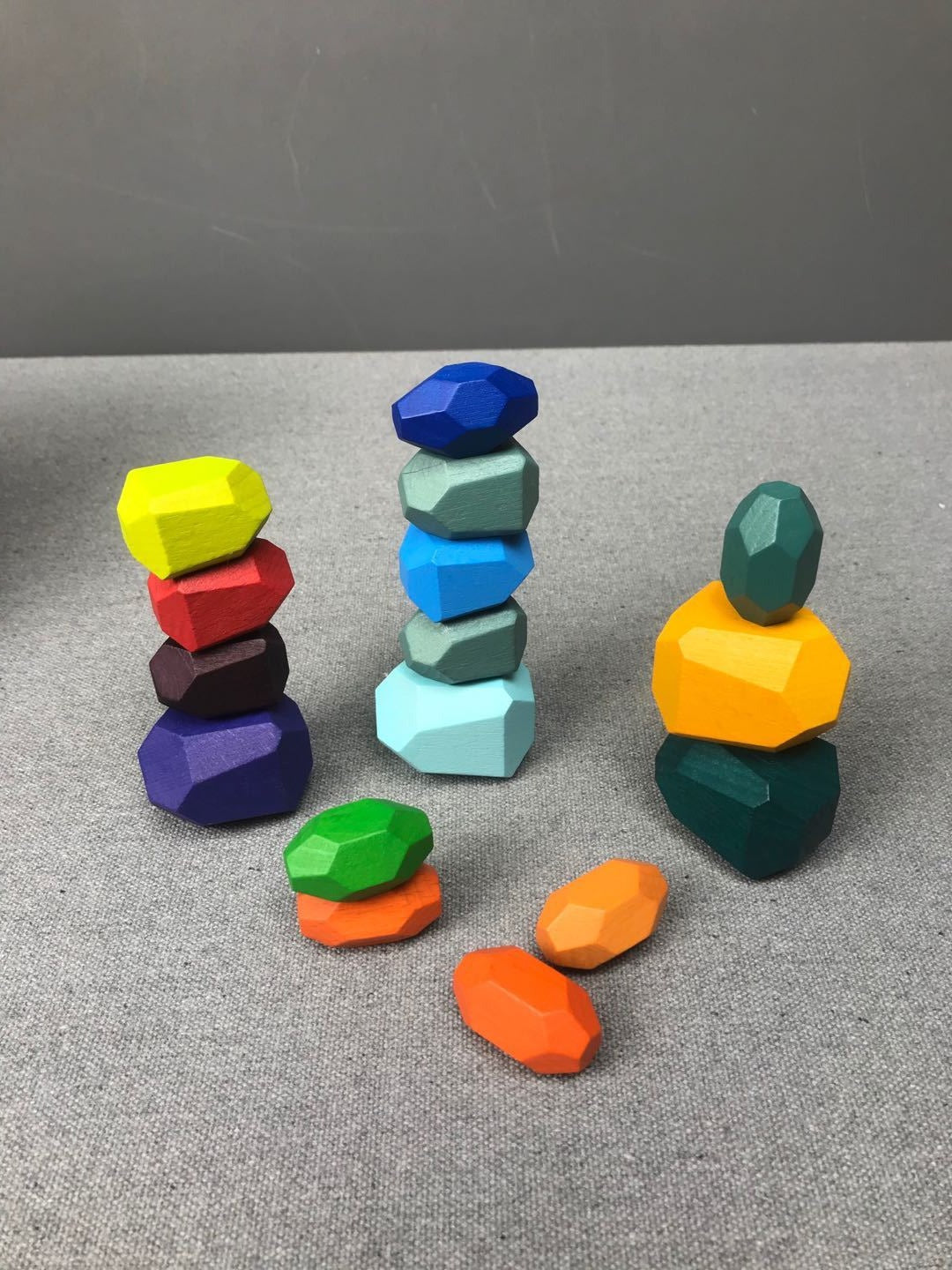 16-Pieces-Wooden-Rainbow-Balancing-Blocks-Wooden-Stacking-Rocks
