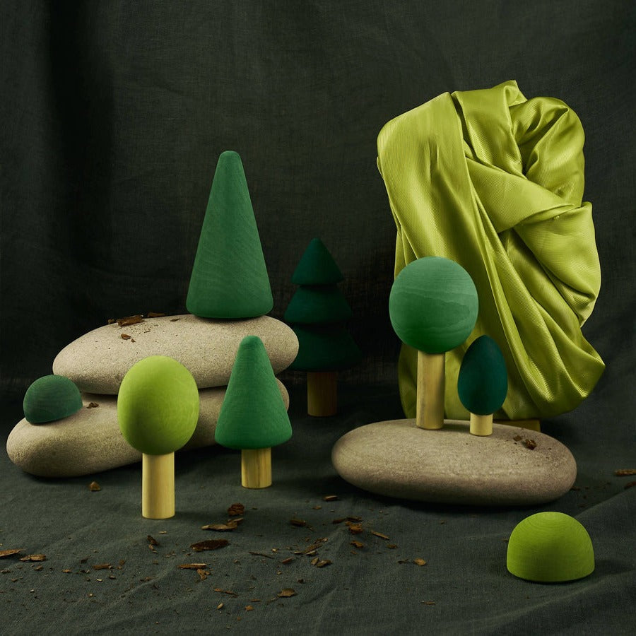 8 Pcs Wooden Rainbow Forest/Tree Set
