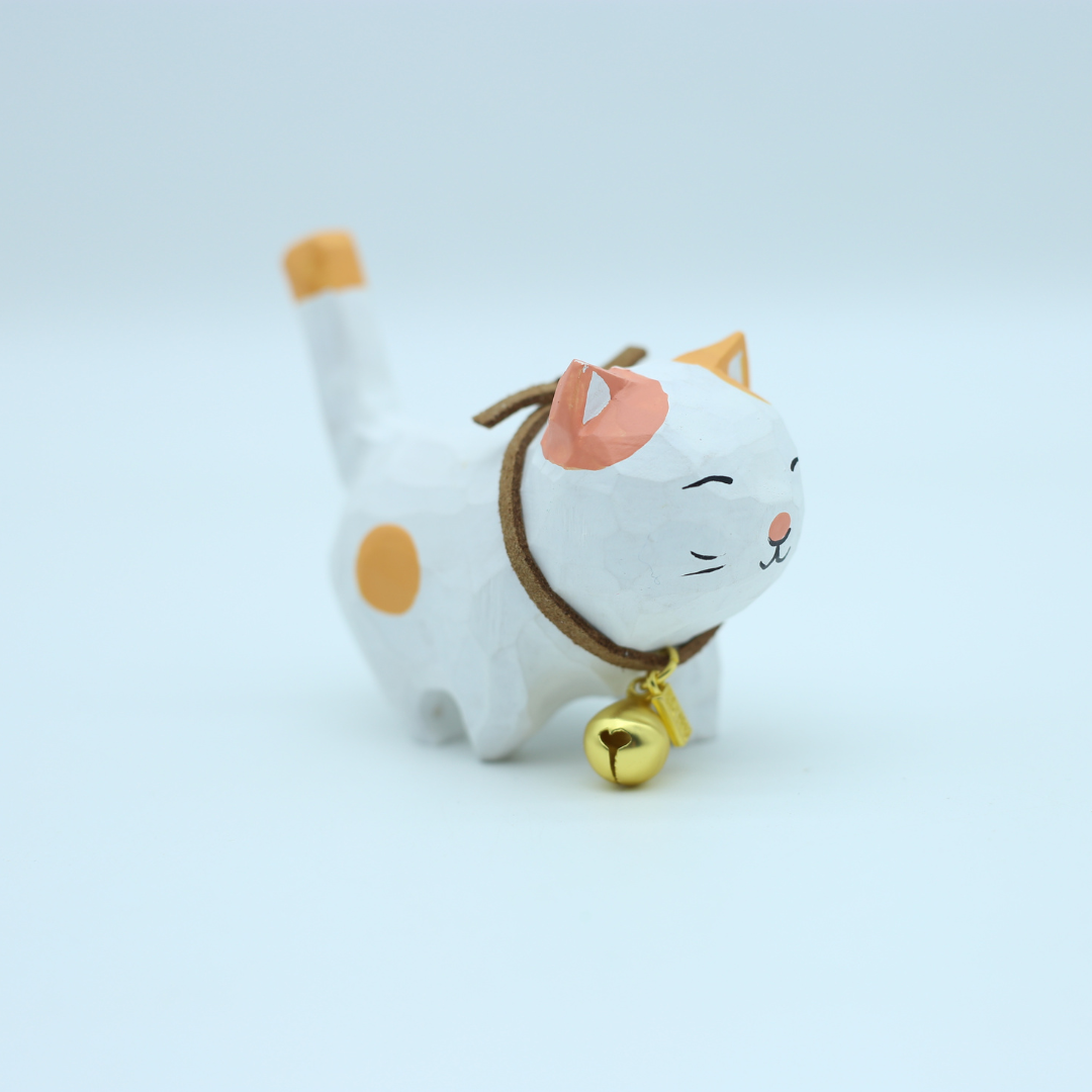 Hand Carved White Cat - 7cm